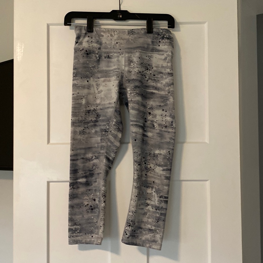 Reebok capri leggings small